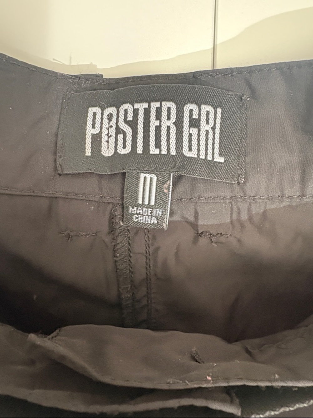 Poster Girl Cargo pants tiered ankle M - Picture 6 of 6